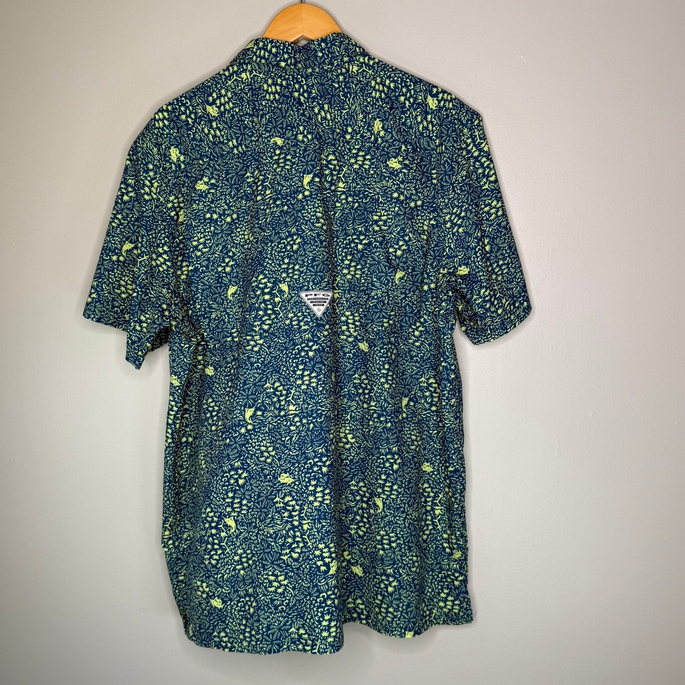Columbia PFG Size L Omni-Shade Blue Lime  Fish Print Short Sleeve Fishing Shirt - Picture 2 of 9